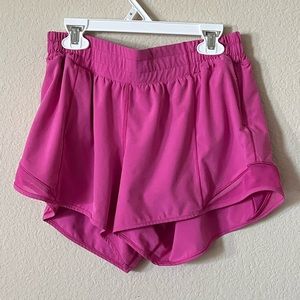 LULU SHORTS IN SONIC PINK